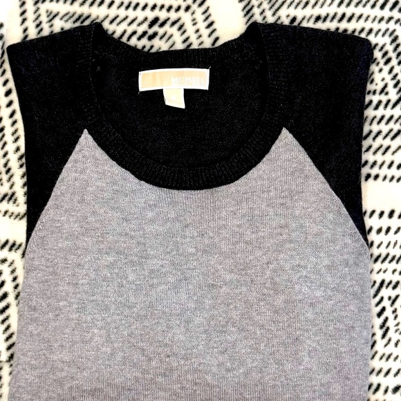 Michael Kors Charcoal Gray Sweater Zipper Detail Raglan Sleeves Medium - Picture 7 of 8
